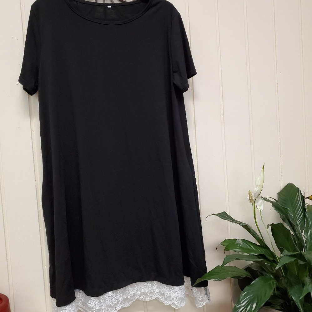 Black Tee shirt dress no longer has the lace attached.
